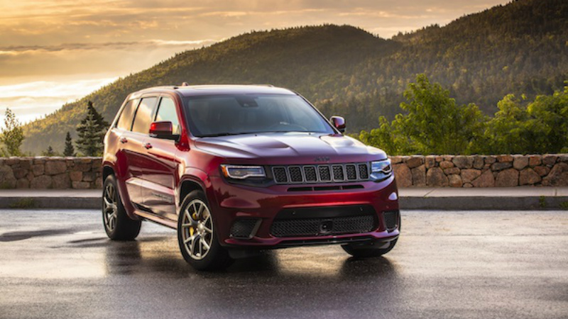 The Car Connection premio a la Jeep Grand Cherokee
