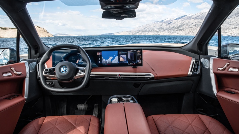 El BMW iX, ultima tecnología. La casa alemana presento su nueva bandera tecnólogica