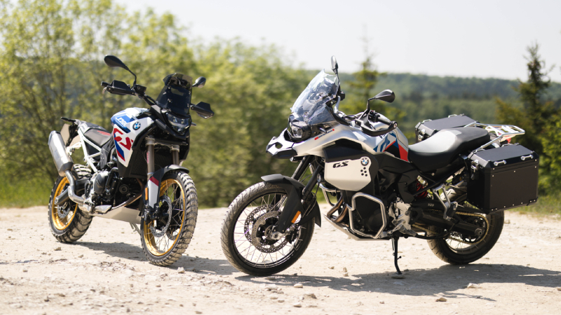 BMW Motorrad presenta sus nuevos modelos 900 y 800