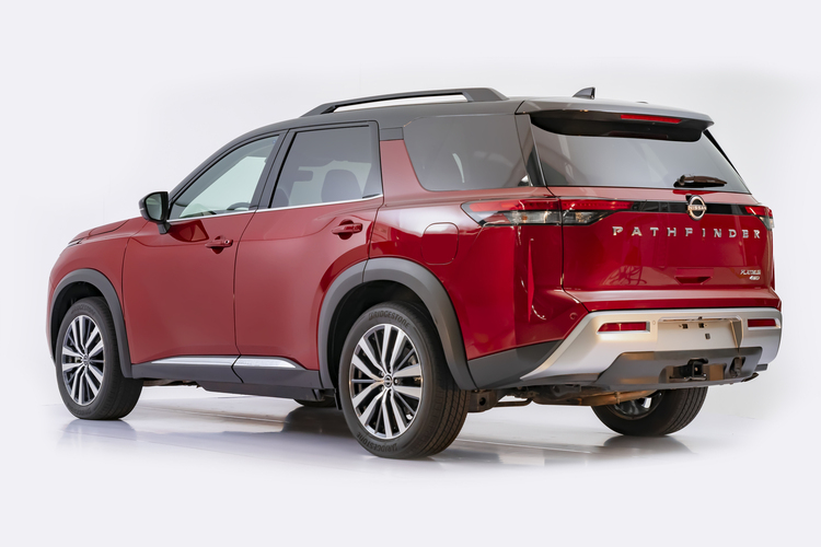 Nueva Nissan Pathfinder, robusta, fuerte, tecnológica y de regreso a sus raíces.