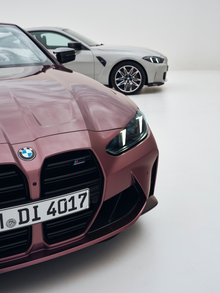 BMW M4 llega en sus nuevas versiones  Coupe y Convertible