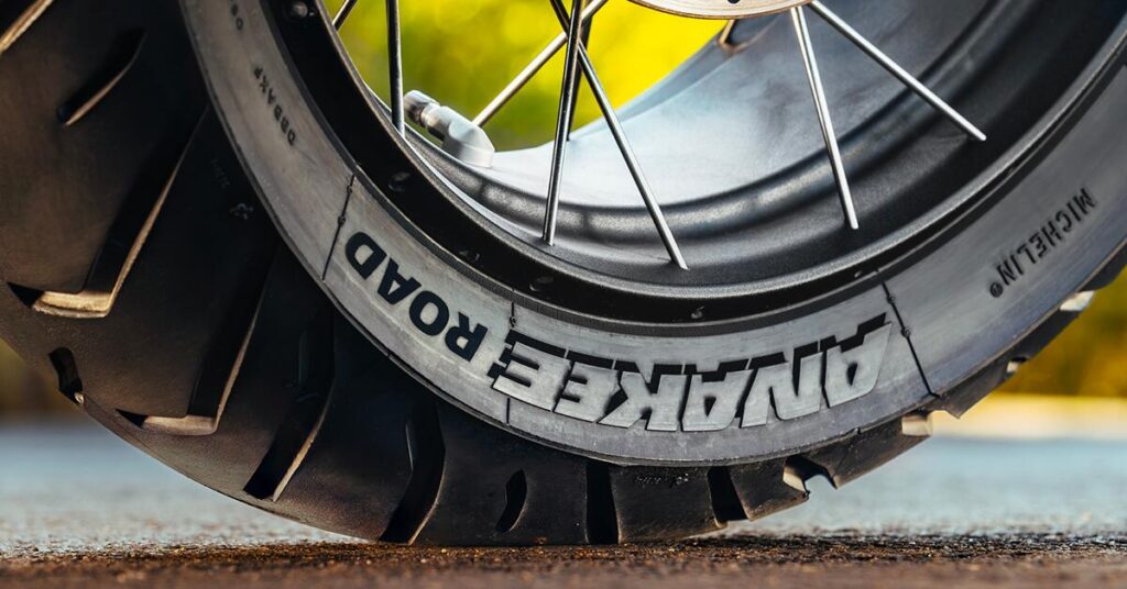 MICHELIN presenta 3 nuevos modelos de llantas para motos