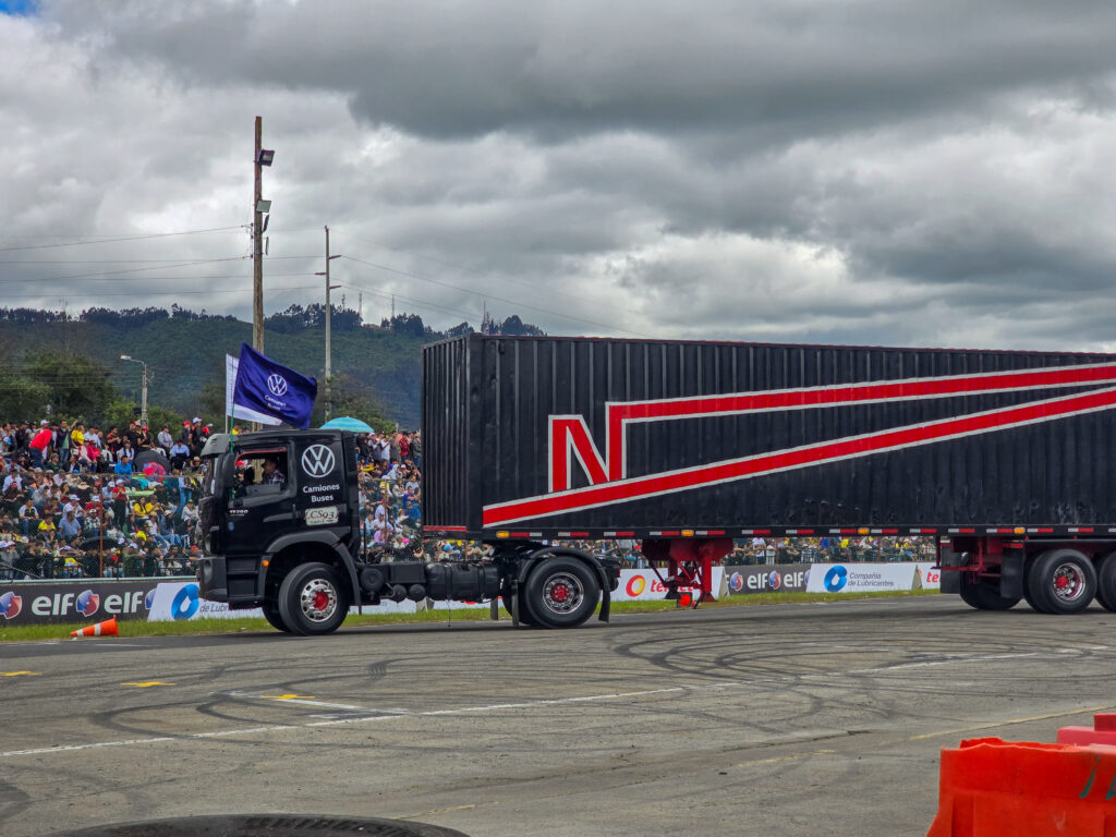 Volkswagen Camiones y Buses en el Gran Premio Nacional de Tractomulas Mobil Delvac