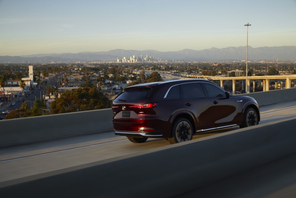 Mazda CX-90 llega a Colombia la renovación del buque insignia