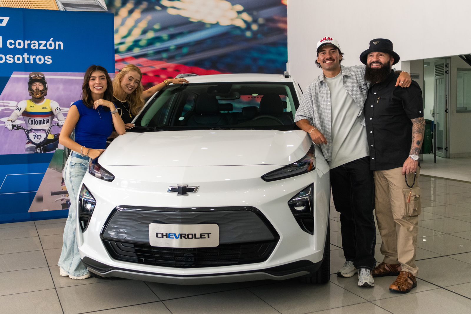 Chevrolet y Mateo Carmona unidos por un mejor pais | Mujeres al volante