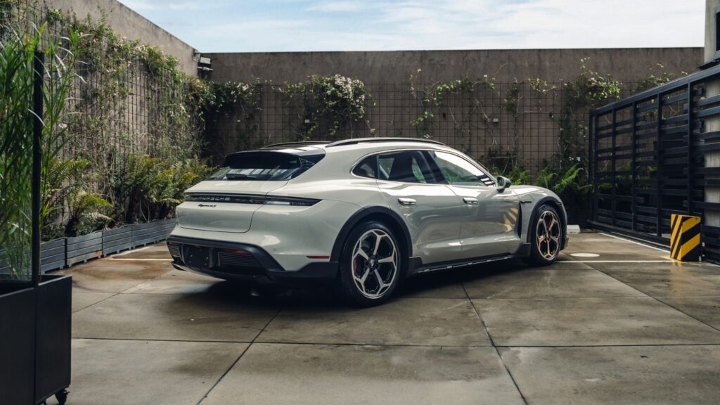 Nuevo Porsche Taycan ya esta en el pais