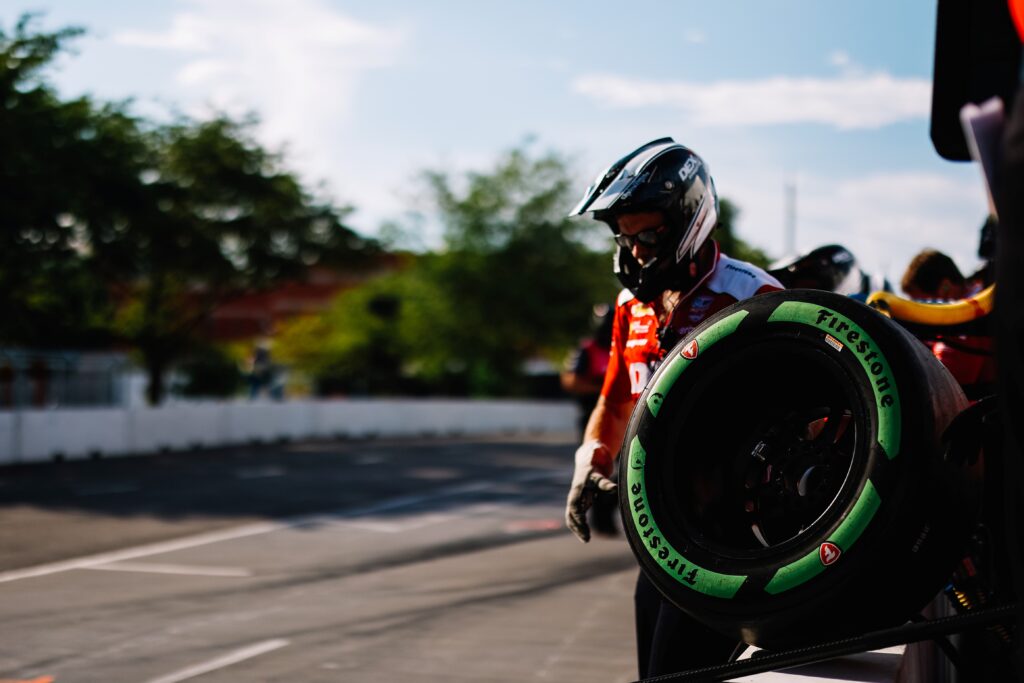 Bridgestone presenta ocho datos sobre llantas, que tal vez no sabias