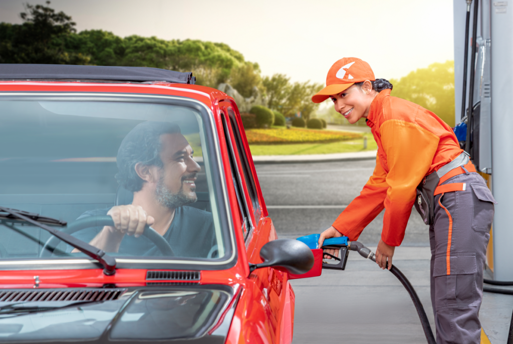 ¿Corriente o extra? Cómo elegir el combustible adecuado para su motor con Primax