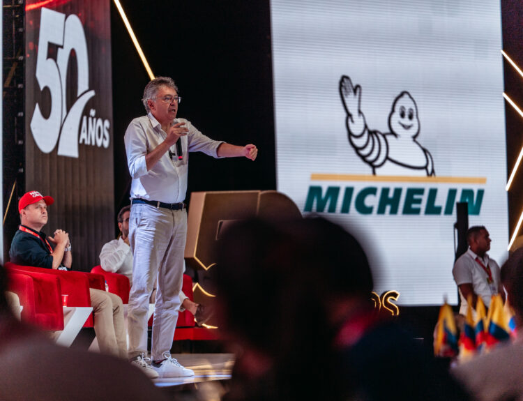 Michelin destacó en el Congreso Colfecar 2025 con innovación y compromiso