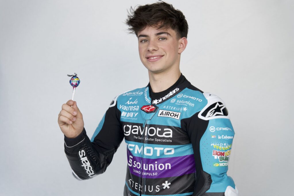 Del podio al mundo: Bon Bon Bum celebra con David Alonso su primera victoria en Moto2