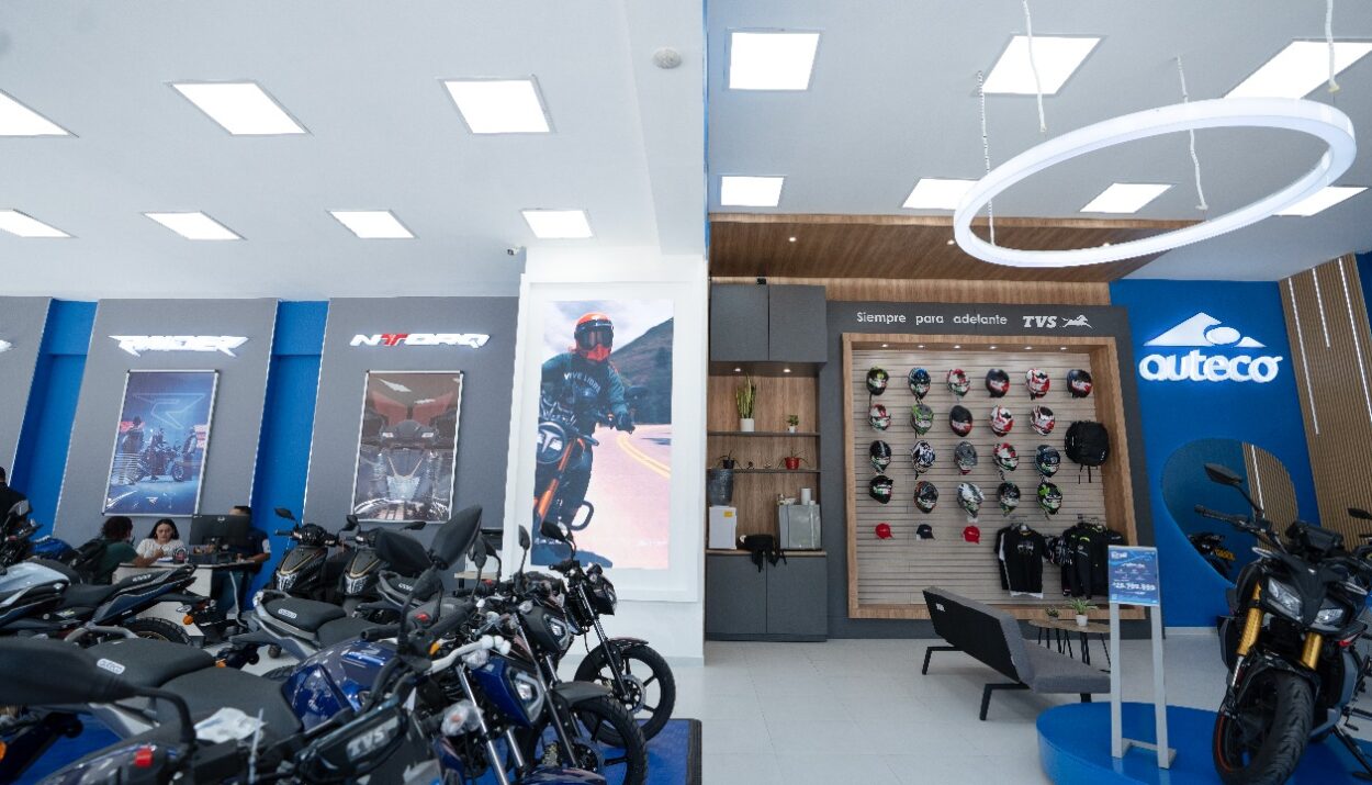 Colombia con su primer punto de venta experiencial de motos en Medellín