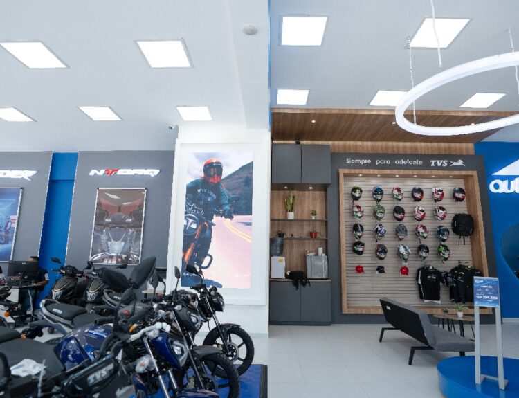 Colombia con su primer punto de venta experiencial de motos en Medellín