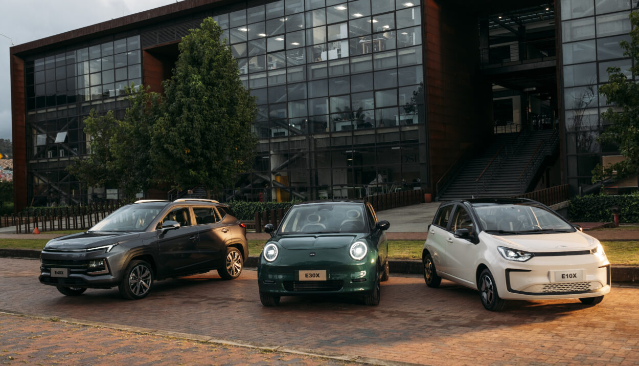 Autocom con sus marcas JAC, Jetour y Karry abre nuevos concesionarios consolidando su crecimiento en Colombia