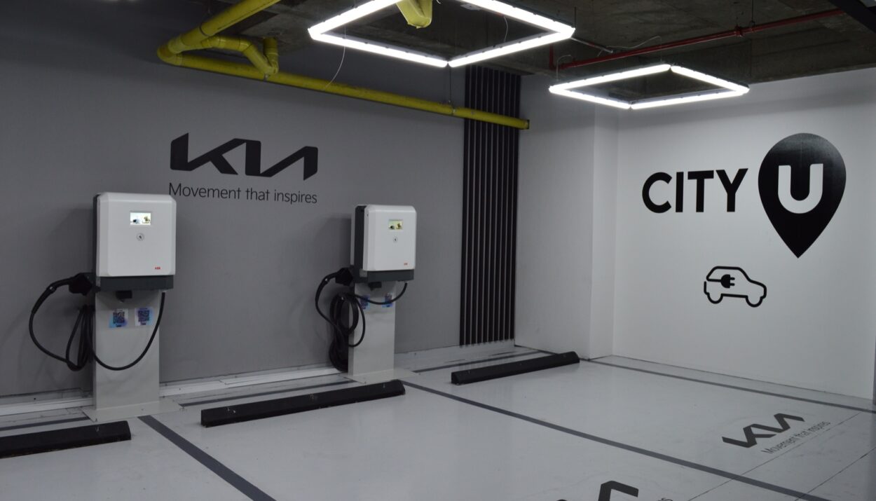 KIA- CITY U