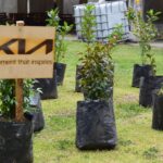 Kia Tasman llega cargada de árboles para reforestar Cajicá