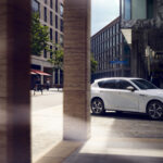 Nueva Mazda CX-60 Híbrida Enchufable: una respuesta contundente para una movilidad sin preocupaciones