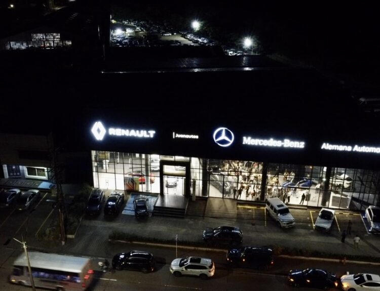 Mercedes-Benz refuerza su presencia en la región Caribe con la inauguración de su vitrina en Barranquilla