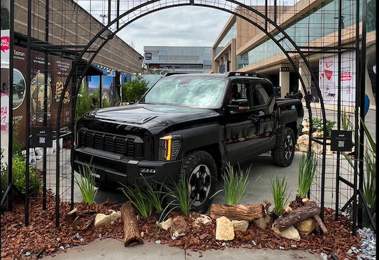 Kia supera los 1.100 pedidos y firma un Salón del Automóvil histórico en 2025