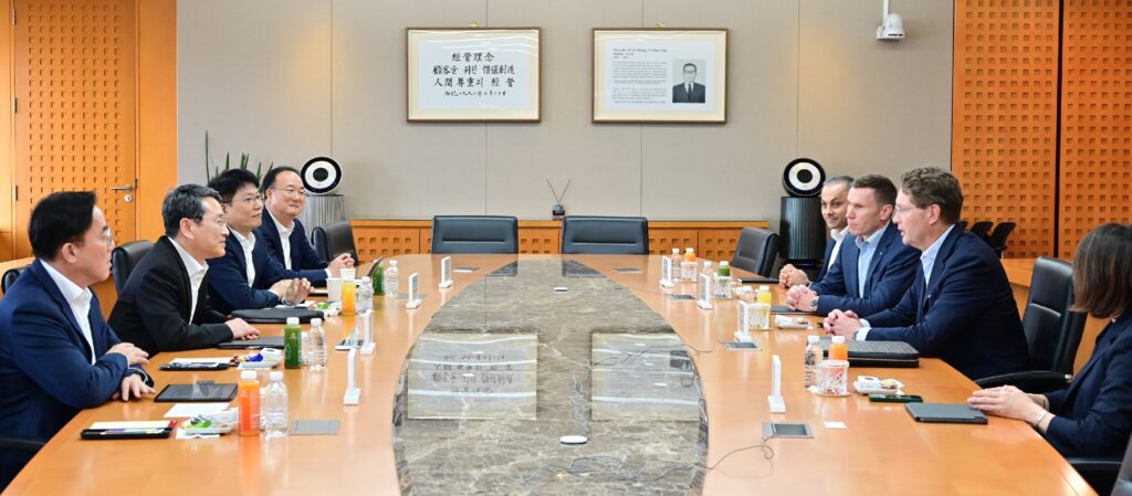 LG y Mercedes-Benz analizan soluciones innovadoras de movilidad de próxima generación