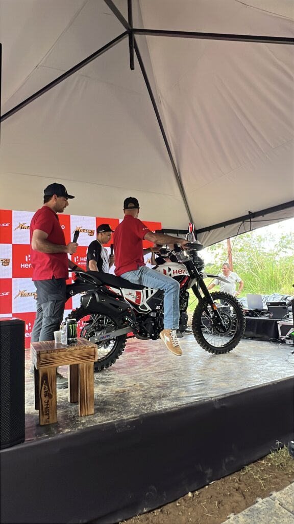Hero motos Colombia presentó en Pereira X- tracks VIP con su piloto Nacho Cornejo