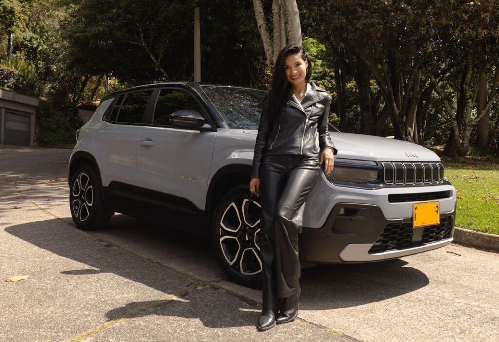 Paola Rey y Maleja Restrepo: Dos caminos, un mismo espíritu a bordo del nuevo Jeep® Avenger