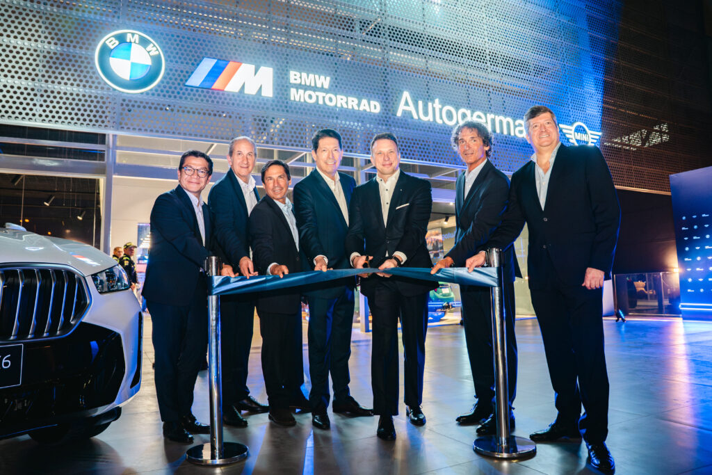BMW Group inaugura en Colombia su primera vitrina Retail Next y redefine la experiencia del cliente