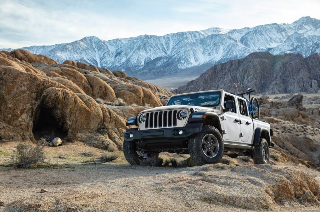 JEEP: ¡Siente la adrenalina al aire libre!