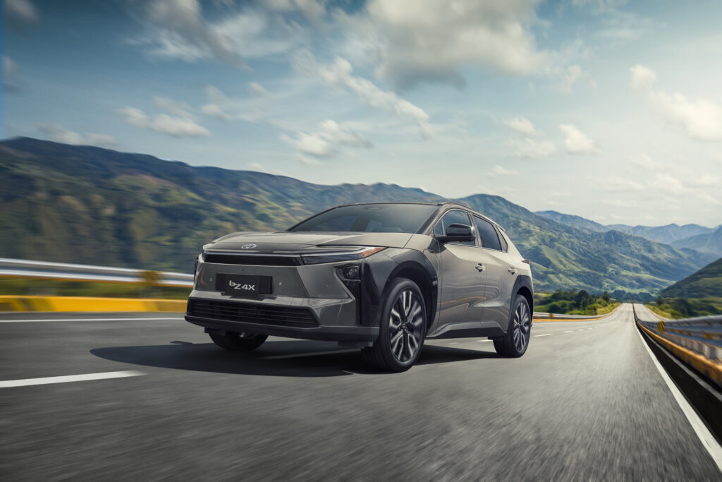 Toyota bZ4X: la apuesta 100% eléctrica de Toyota para una nueva era en Colombia