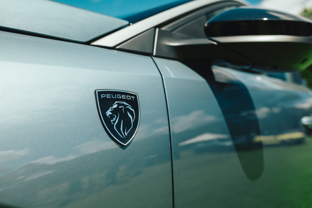 Peugeot impulsa una nueva evolución en sus motores 1.2L con mayor eficiencia y durabilidad