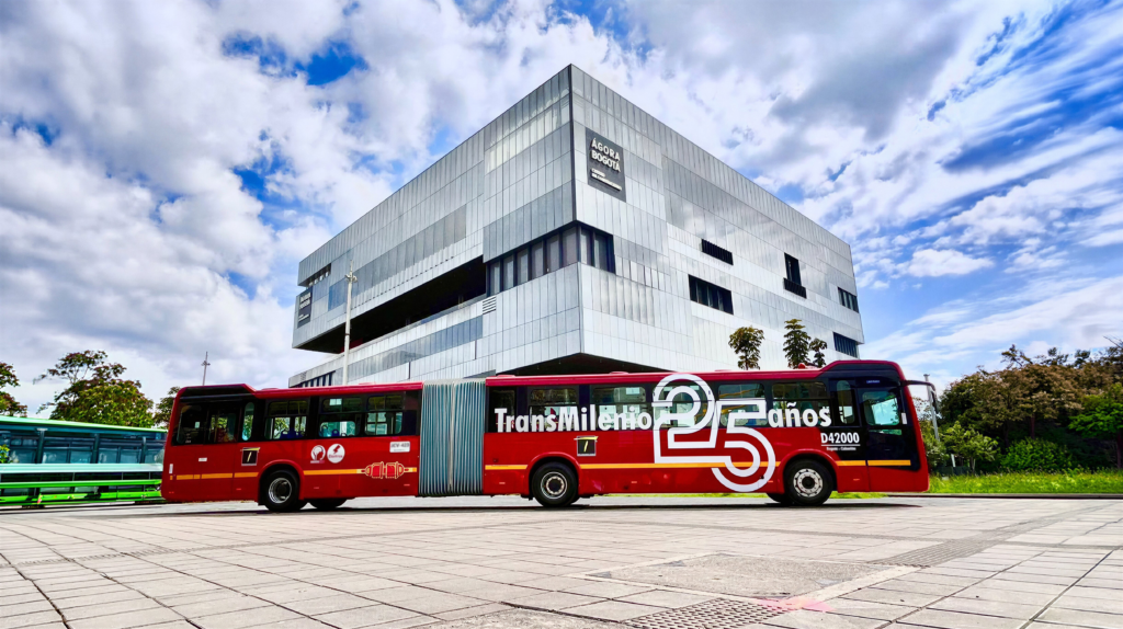 Movilidad eléctrica: la clave para reducir costos y transformar la eficiencia energética en Colombia