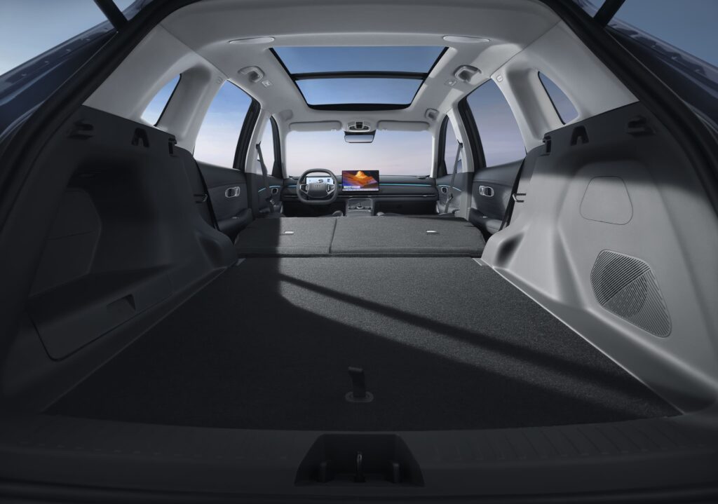 Geely Starray EM-i: el híbrido enchufable que aterriza la electrificación en la vida real