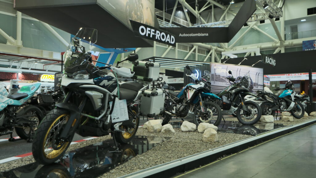 CFMOTO refuerza su apuesta en Colombia con nuevos modelos y experiencias en la Feria de las Dos Ruedas 2026