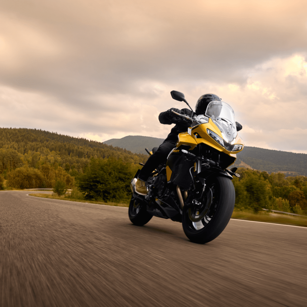 Triumph fortalece su apuesta por el motociclismo premium en Colombia con nuevos lanzamientos en la F2R 2026
