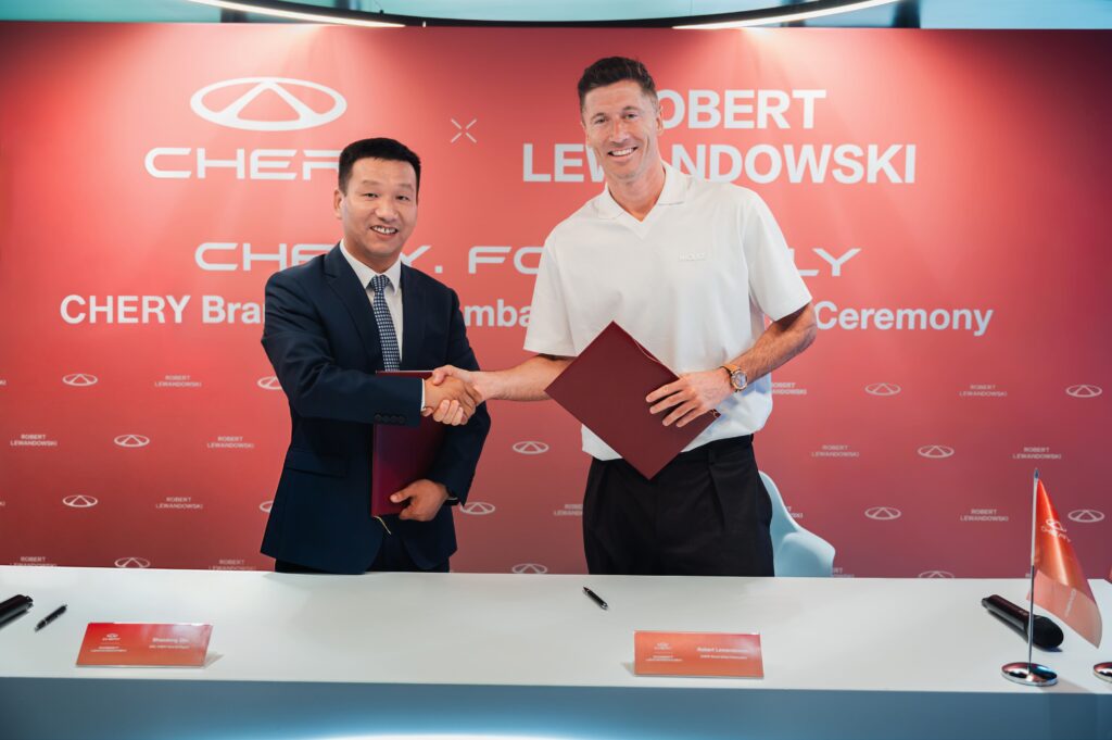 Chery fortalece su estrategia global con Robert Lewandowski como embajador de marca. La construcción de una marca global va más allá del desarrollo de productos innovadores.