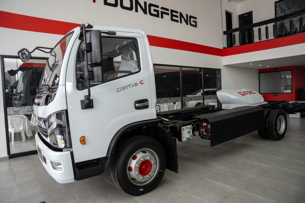 DFAC | Dongfeng Camiones a gas natural impulsan la renovación del transporte de carga en Bogotá