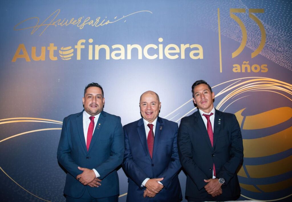 Autofinanciera alcanza 55 años y acelera su expansión fuera de las grandes capitales. Con cinco décadas y media de trayectoria en Colombia
