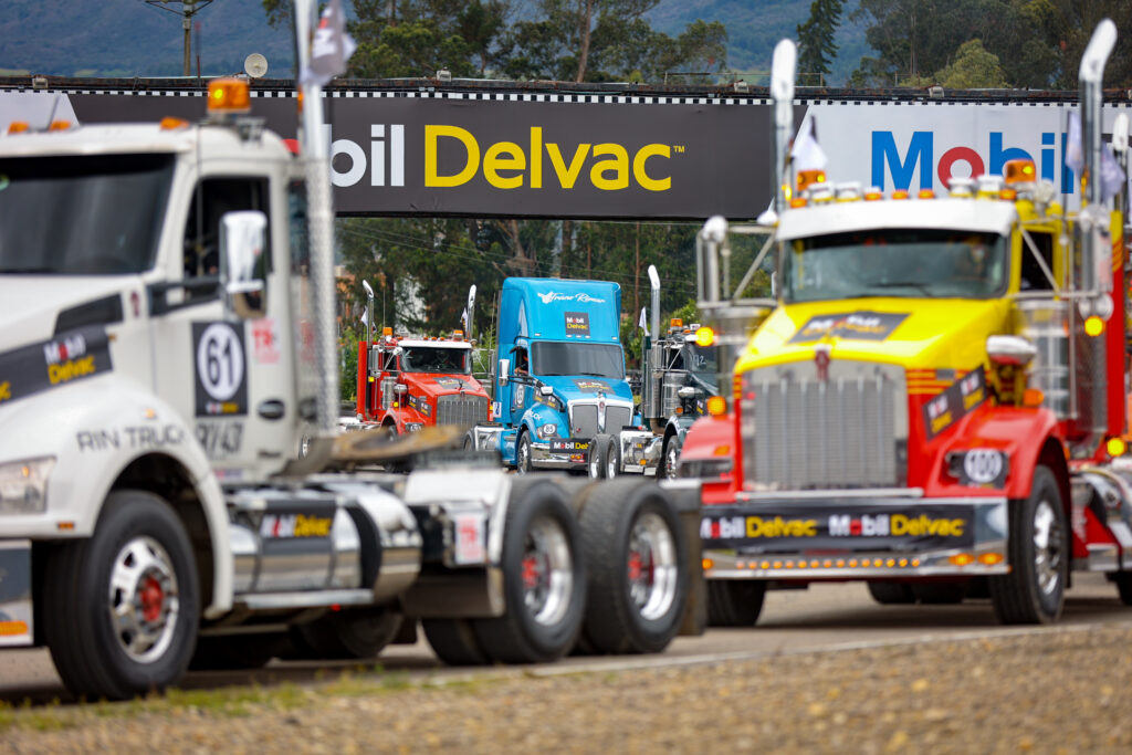 El Gran Premio Mobil Delvac™ de Tractomulas abre por primera vez una copa exclusiva para mujeres. El transporte de carga en Colombia atraviesa una transformación