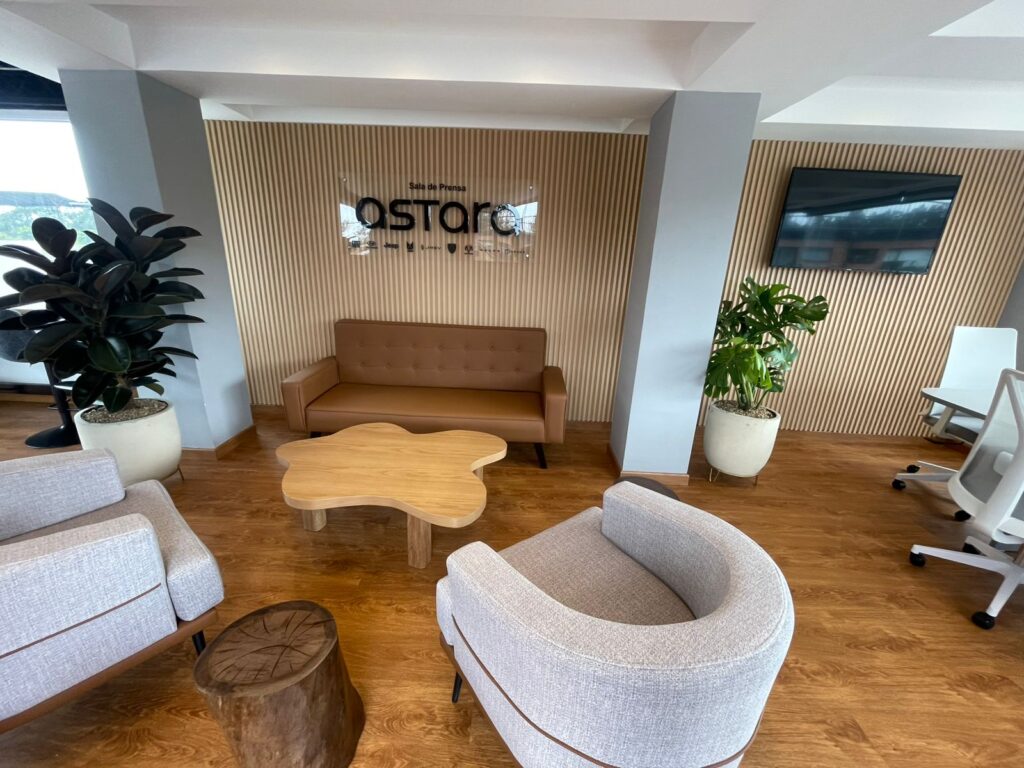 Astara inaugura nueva sala de prensa en el Autódromo de Tocancipá. 
