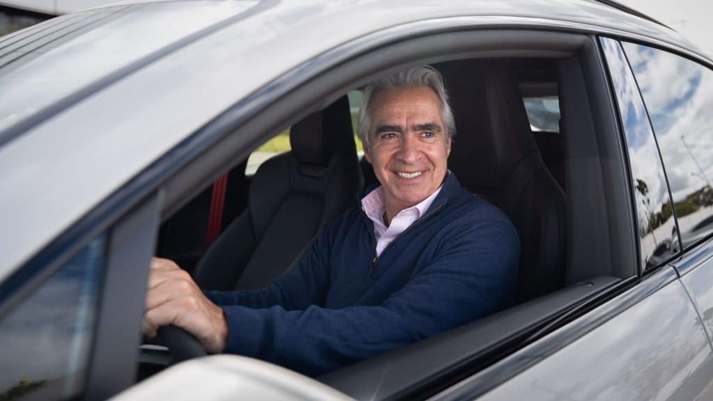 Jorge Alberto Behar cumple 50 años de trayectoria en el sector automotor colombiano. El gerente general de Autoelite, importador exclusivo de Porsche en Colombia