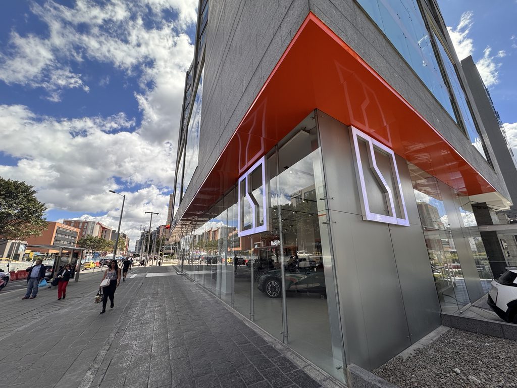 Zeekr House Usaquén: tecnología eléctrica, diseño y servicio especializado en Bogotá
